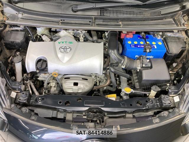 Toyota SIENTA 2016-09 8728862-17