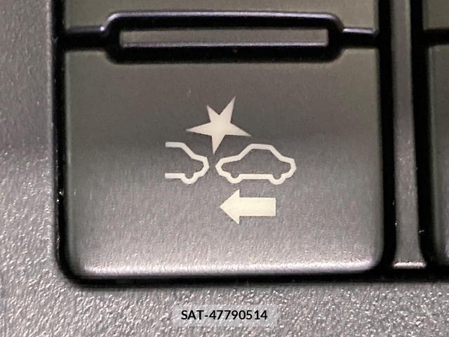 Toyota SIENTA 2019-11 8728863-6