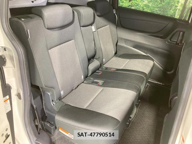 Toyota SIENTA 2019-11 8728863-8