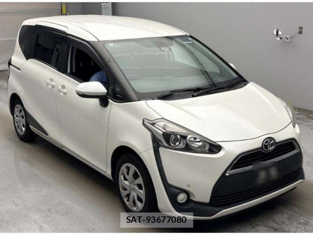 Toyota SIENTA 2016-02 8729271-0