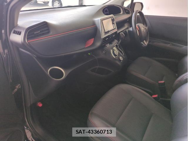 Toyota SIENTA 2017-12 8729473-14