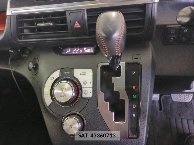 Toyota SIENTA 2017-12 8729473-19