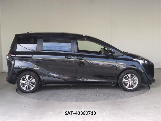 Toyota SIENTA 2017-12 8729473-3