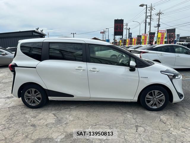 Toyota SIENTA 2019-02 8729675-13