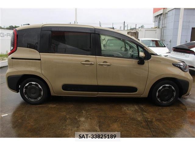 Toyota SIENTA 2022-12 8729861-13