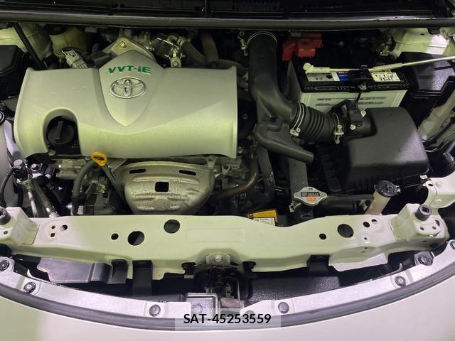 Toyota SIENTA 2016-04 8730092-17