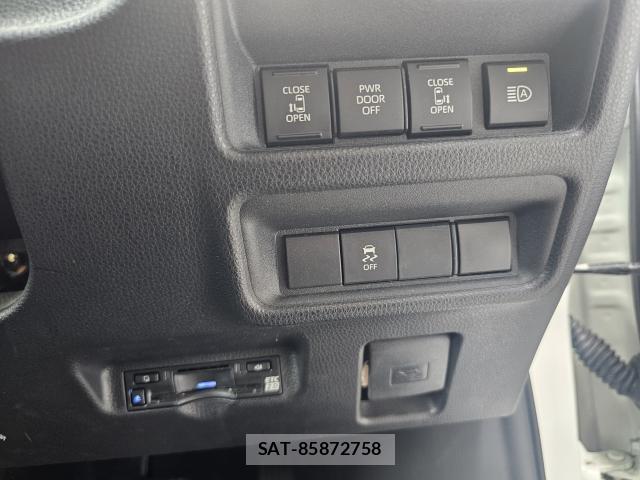 Toyota SIENTA 2024 8730120-8