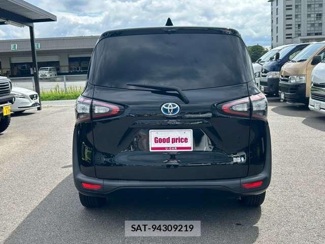 Toyota SIENTA 2016-12 8730332-1
