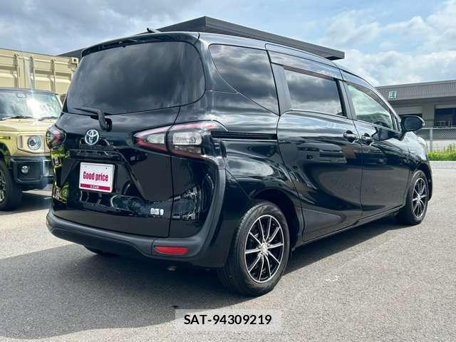 Toyota SIENTA 2016-12 8730332-13