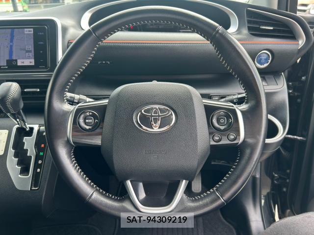 Toyota SIENTA 2016-12 8730332-17