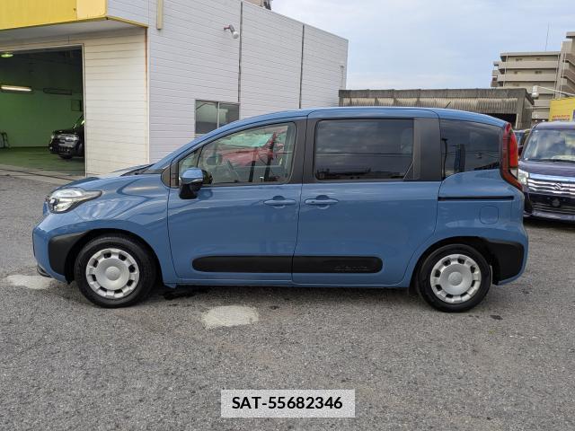 Toyota SIENTA 2023-07 8730441-11
