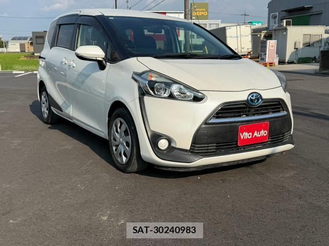 Toyota SIENTA 2015-12 8730536-18