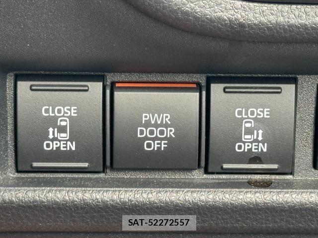 Toyota SIENTA 2023-09 8730546-18