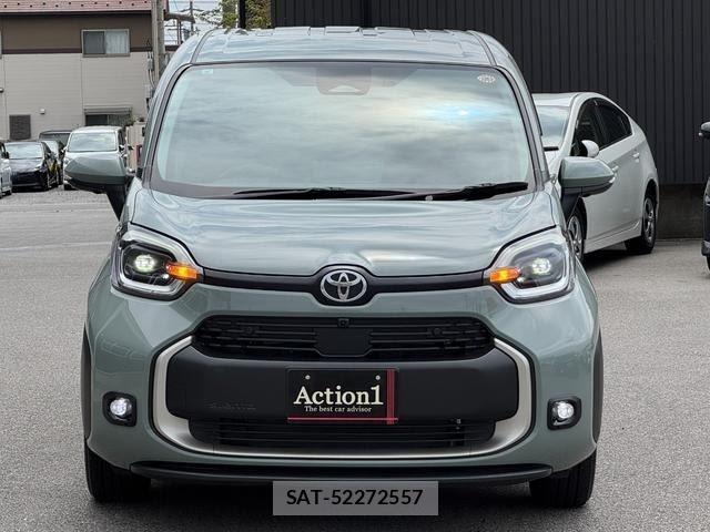 Toyota SIENTA 2023-09 8730546-2