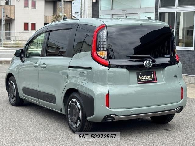 Toyota SIENTA 2023-09 8730546-3
