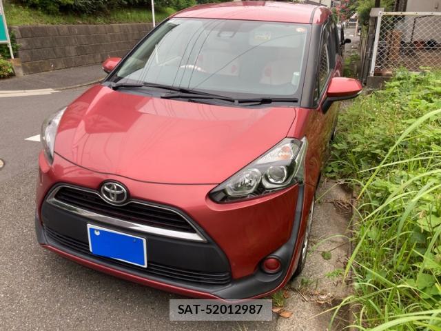 Toyota SIENTA 2016-07 8730782-1