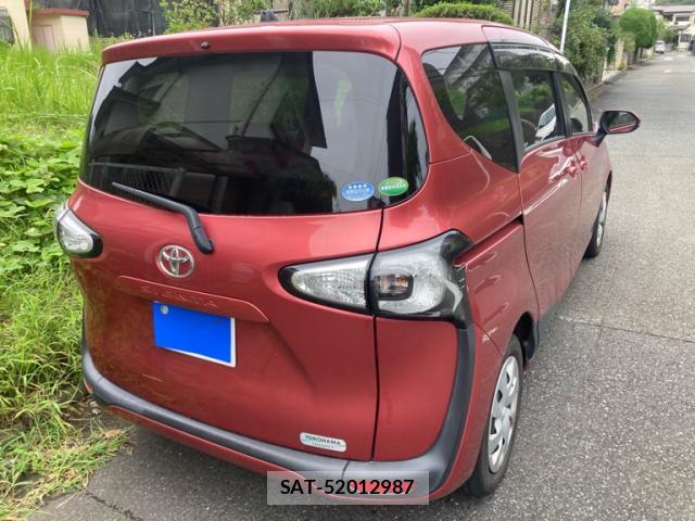 Toyota SIENTA 2016-07 8730782-13