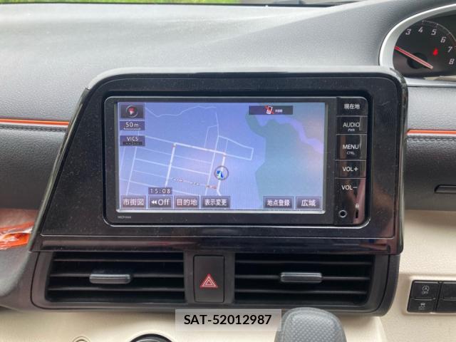 Toyota SIENTA 2016-07 8730782-17