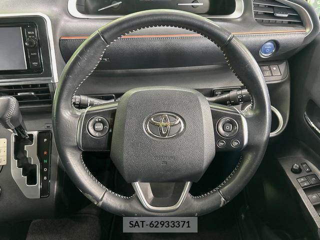 Toyota SIENTA 2015-12 8730920-10