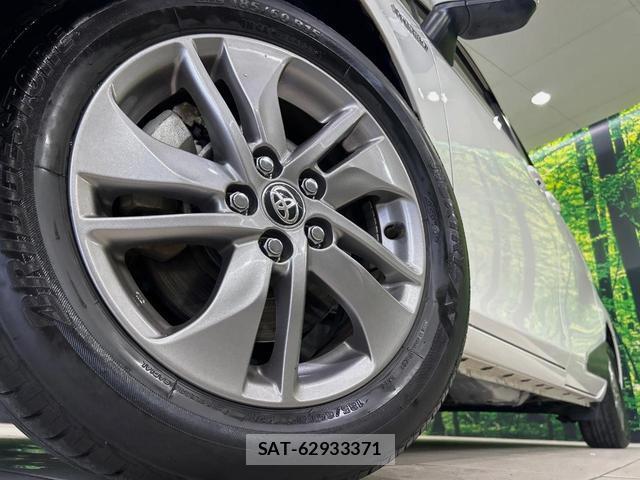 Toyota SIENTA 2015-12 8730920-12