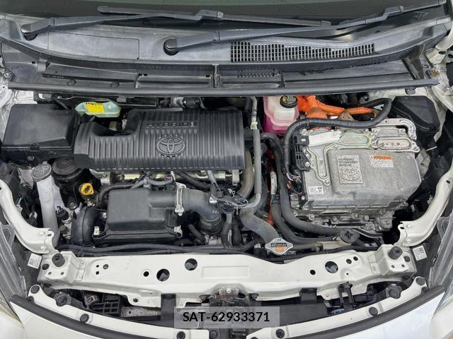 Toyota SIENTA 2015-12 8730920-17