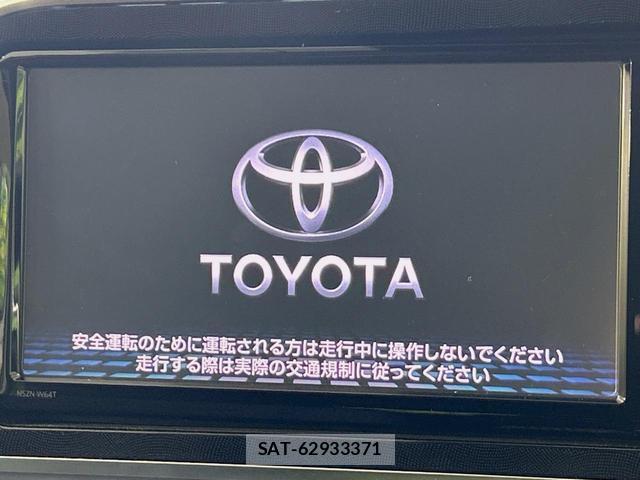 Toyota SIENTA 2015-12 8730920-3