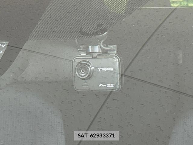 Toyota SIENTA 2015-12 8730920-6