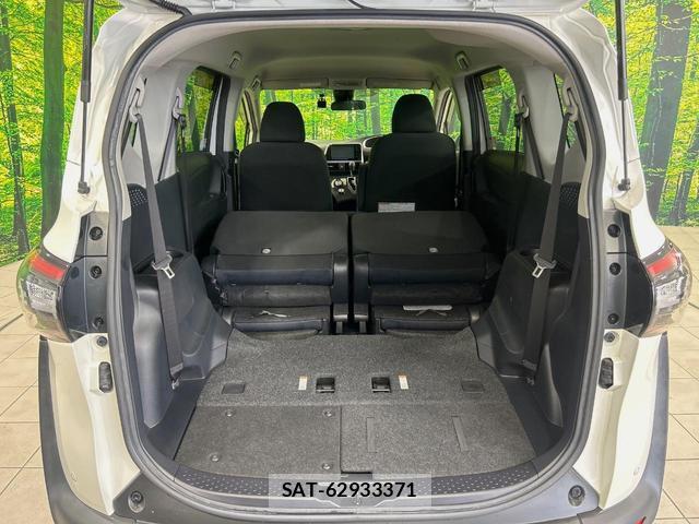 Toyota SIENTA 2015-12 8730920-9