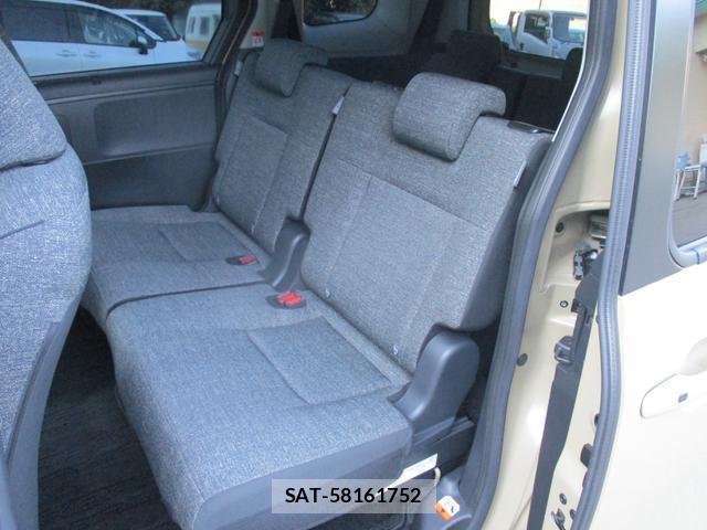 Toyota SIENTA 2023-06 8731143-8