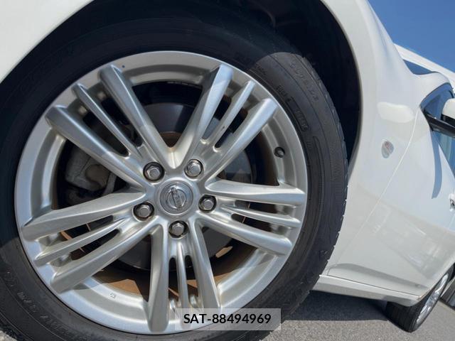Nissan SKYLINE 2013-12 8725857-13