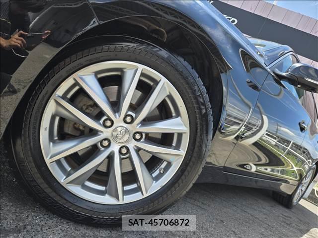 Nissan SKYLINE 2015-01 8726047-18