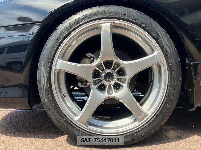 Nissan SKYLINE 2000-10 8729519-13