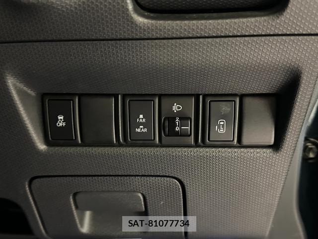 Suzuki SOLIO 2015-01 8728833-4