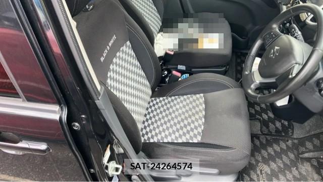 Suzuki SOLIO 2014-03 8729547-5