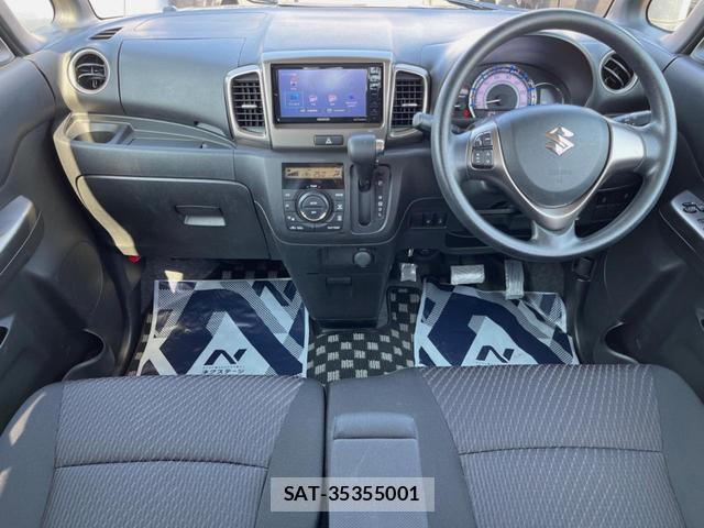 Suzuki SPACIA 2017-11 8725850-1