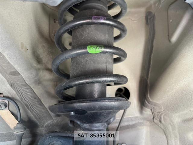 Suzuki SPACIA 2017-11 8725850-18