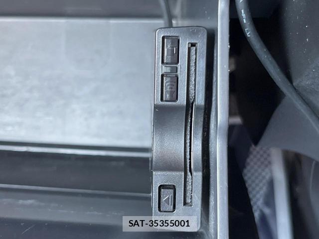 Suzuki SPACIA 2017-11 8725850-5