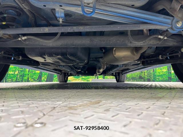 Suzuki SPACIA 2017-10 8728355-18