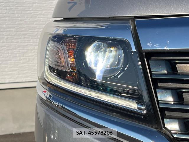 Suzuki SPACIA 2018-05 8727120-11