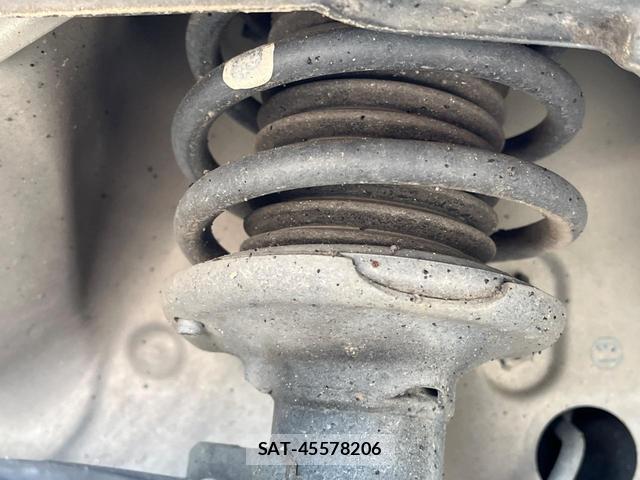 Suzuki SPACIA 2018-05 8727120-19