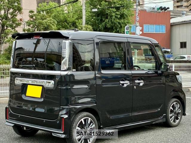 Suzuki SPACIA 2018 8727674-1