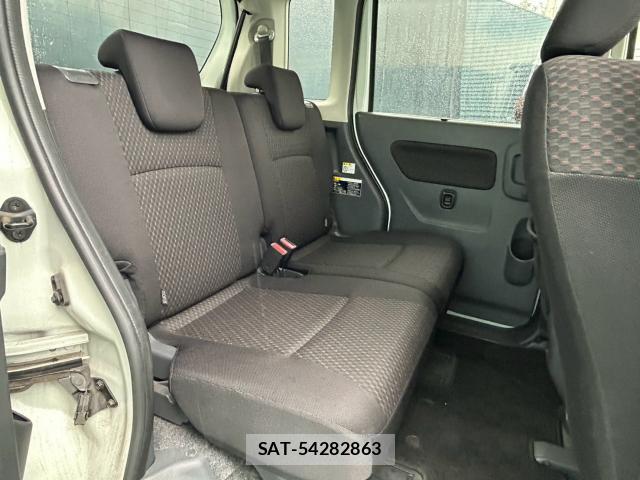 Suzuki SPACIA 2015-09 8728273-9
