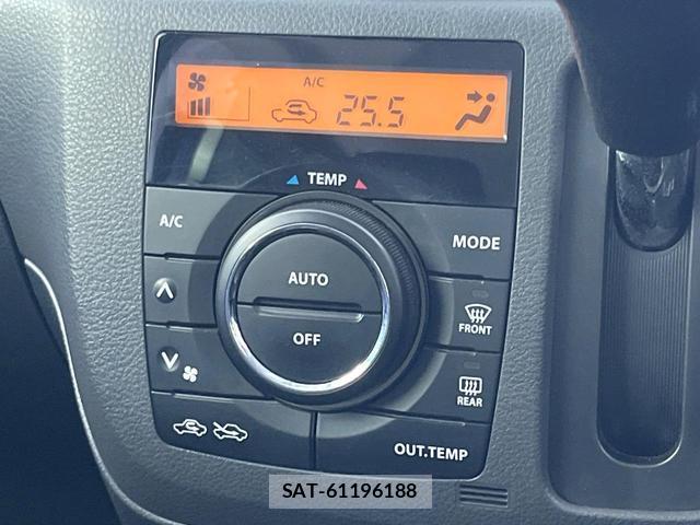Suzuki SPACIA 2014-01 8728583-7