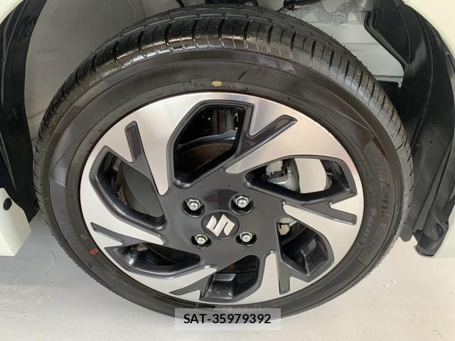 Suzuki SPACIA 2025-08 8728742-18