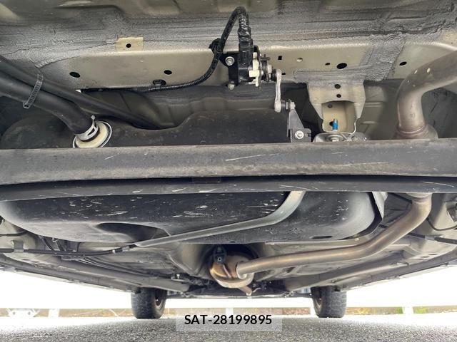 Suzuki SPACIA 2021-10 8727077-18