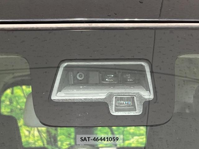 Suzuki SPACIA 2019-06 8730080-2
