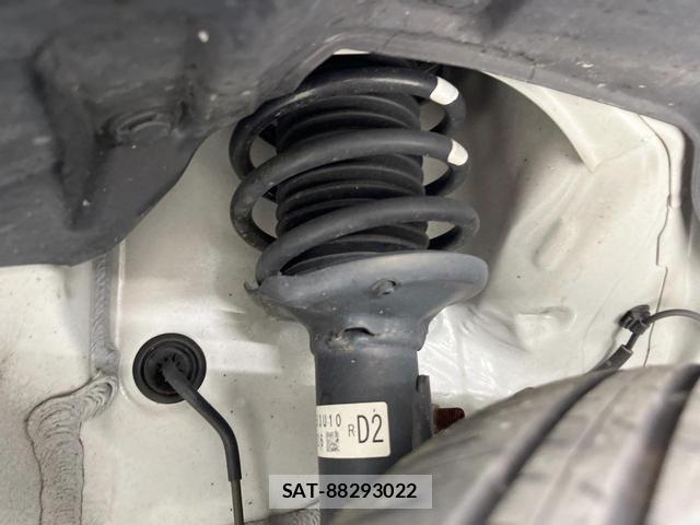 Suzuki SPACIA 2024-07 8727112-19
