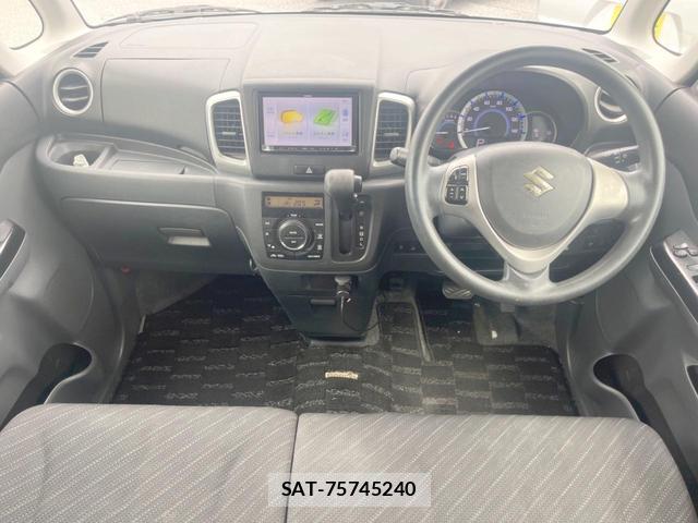 Suzuki SPACIA 2016-07 8728433-1