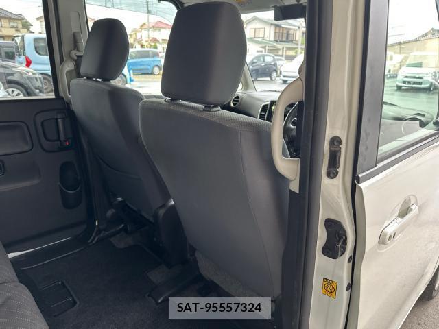 Suzuki SPACIA 2017-09 8729877-11