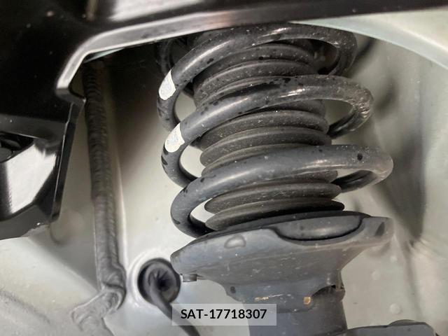 Suzuki SPACIA 2025-01 8730388-19